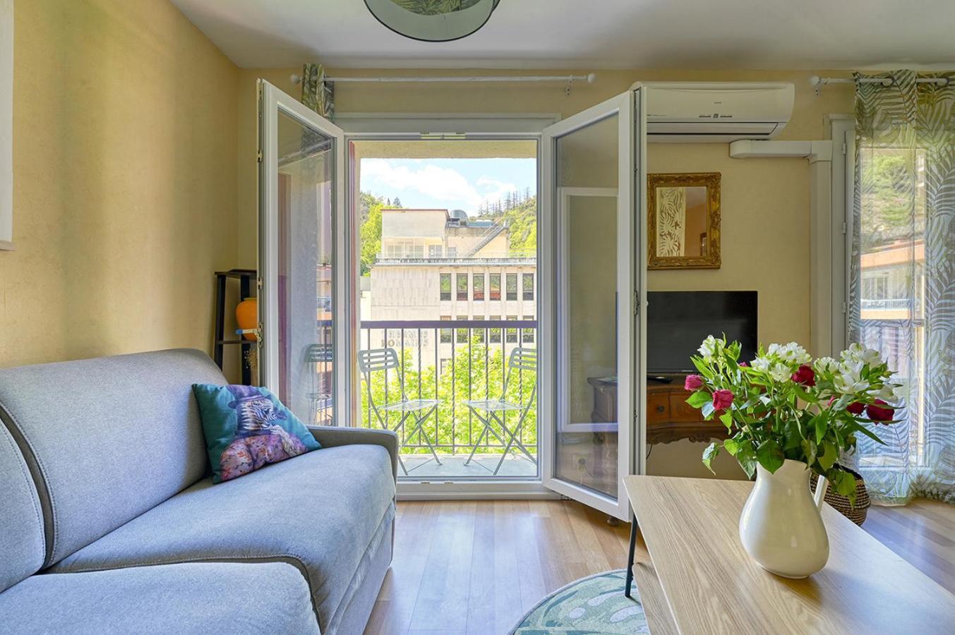 Charmant T1 Bis Idealement Situe Au Pied Des Thermes Amelie-Les-Bains Kültér fotó